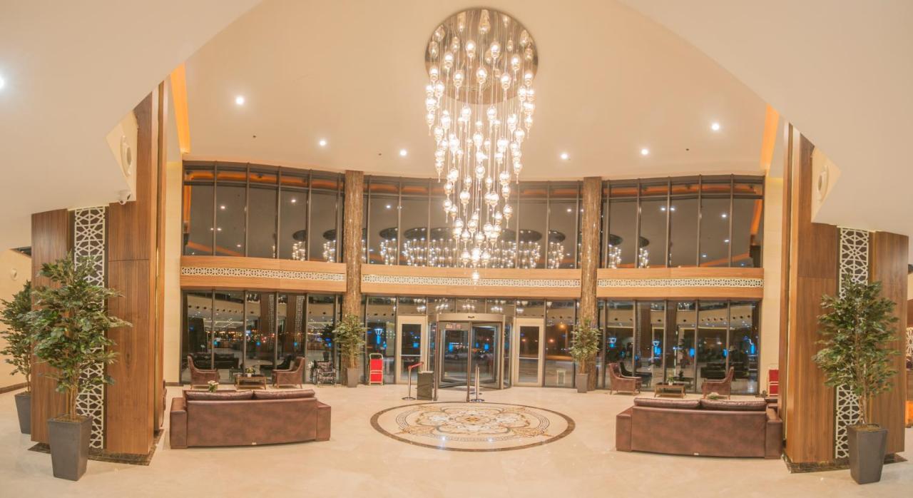 Margi Hotel Edirne Bagian luar foto Lobby