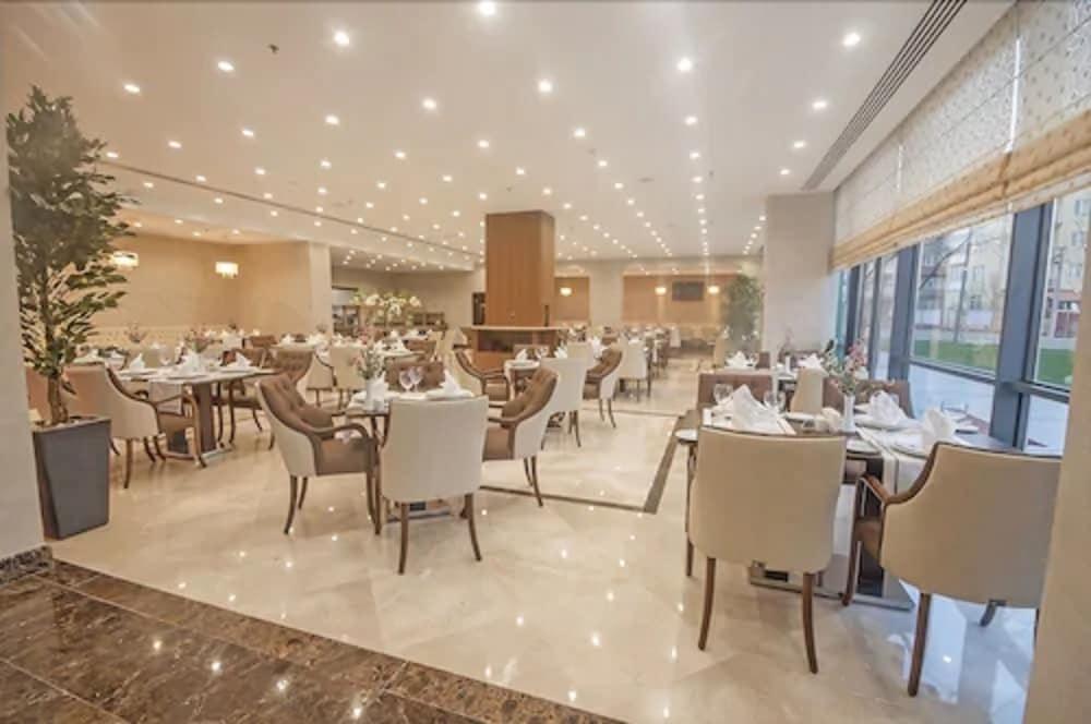Margi Hotel Edirne Bagian luar foto Restaurant