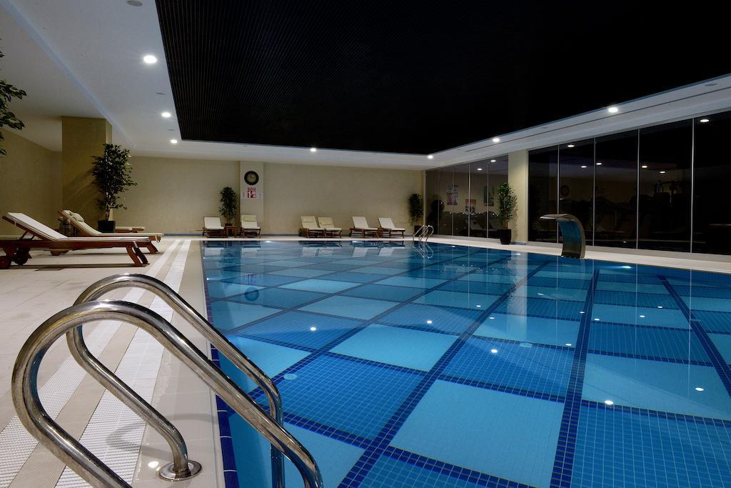 Margi Hotel Edirne Bagian luar foto Indoor pool