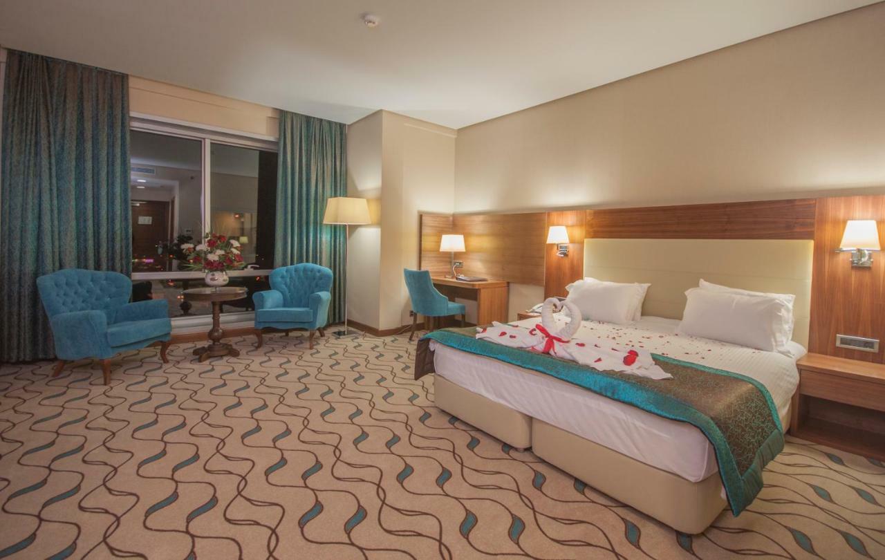 Margi Hotel Edirne Bagian luar foto A room at the hotel